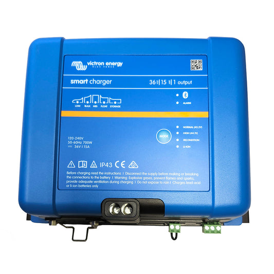 Victron Smart IP43 Charger 36V 15 1 120240V PSC361550095